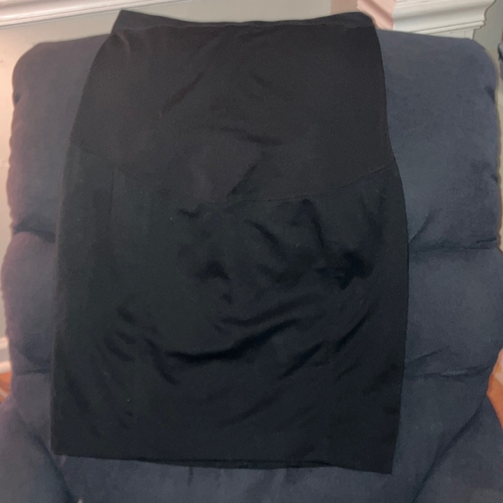 Liz Lange maternity skirt